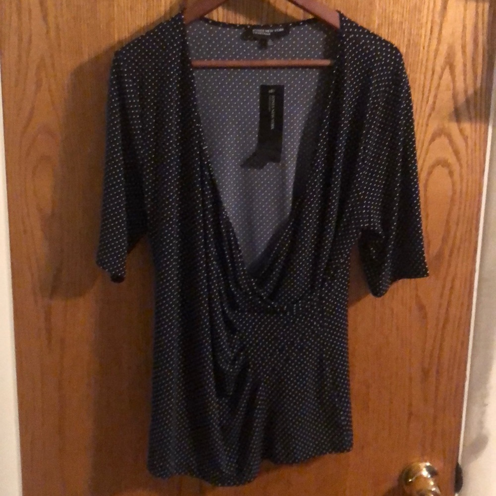 Jones New York XL faux wrap top.